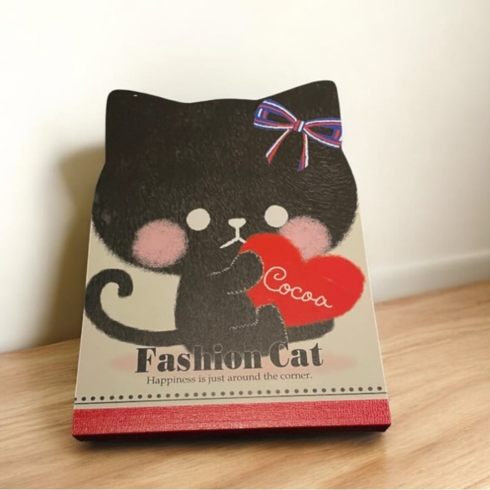 Cute Kawaii Crux “ Fashion Cat “ Die Cut Memo Pad